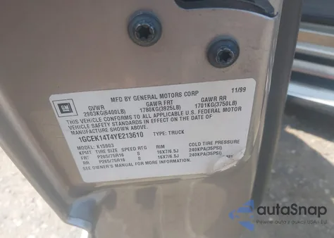 2000 Chevrolet Silverado 1500 Ls z USA, uszkodzony, nr VIN 1GCEK14T4YE213610